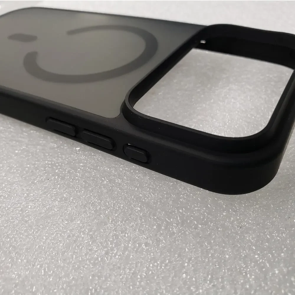 Supfine Magnetic Matte Case for iPhone 17 Pro Max - Black Translucent Cover